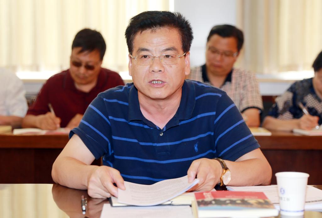 党委副书记、副院长刘永亮解读新形势下党的工作的新要求、党委领导下的校长负责制和纪实文学《梁家河》