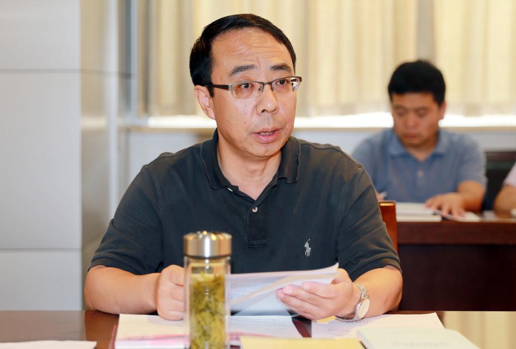 纪委书记康强领学了《中共陕西省委高教工委巡查工作办法》和《陕西省关于严禁领导干部违规插手干预工程建设项目的规定》