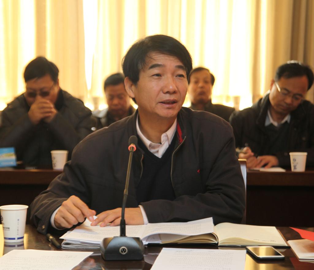 党委书记崔岩传达关于贯彻十八届三中全会《中共中央关于全面深化改革若干重大问题的决定》的有关精神