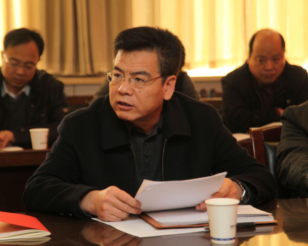 党委副书记、纪委书记刘永亮同志解读了中共中央办公厅、国务院办公厅《关于完善审计制度若干重大问题的框架意见》和《关于实行审计全覆盖的实施意见》