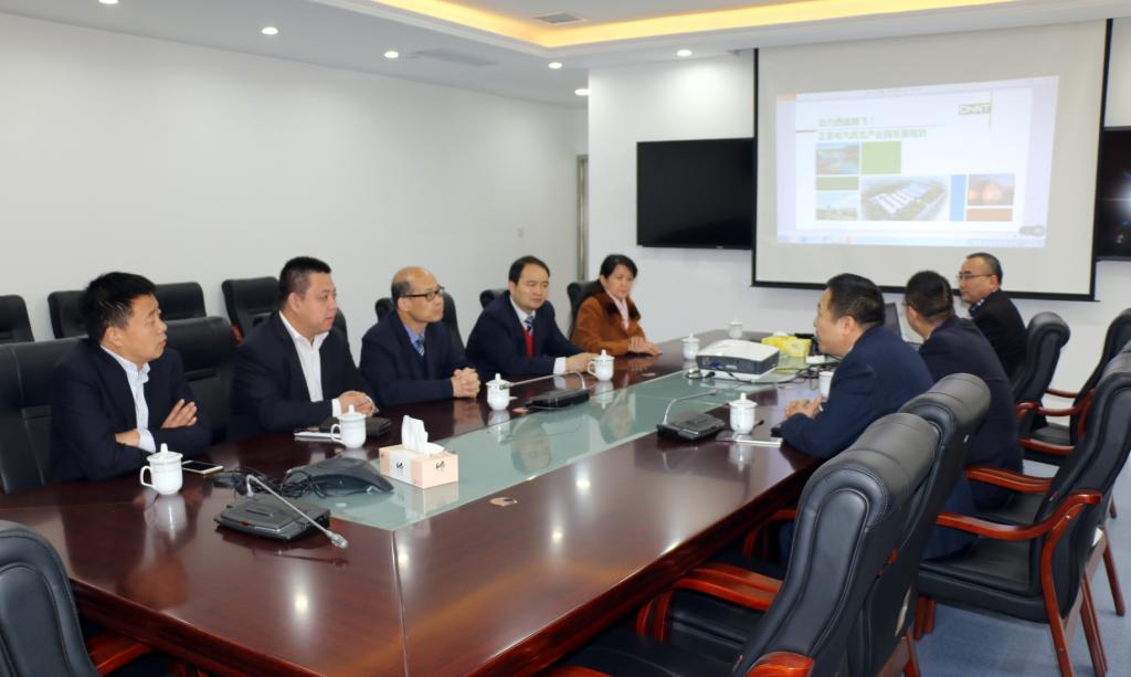 乐游棋牌与正泰电气股份公司签署校企战略合作协议