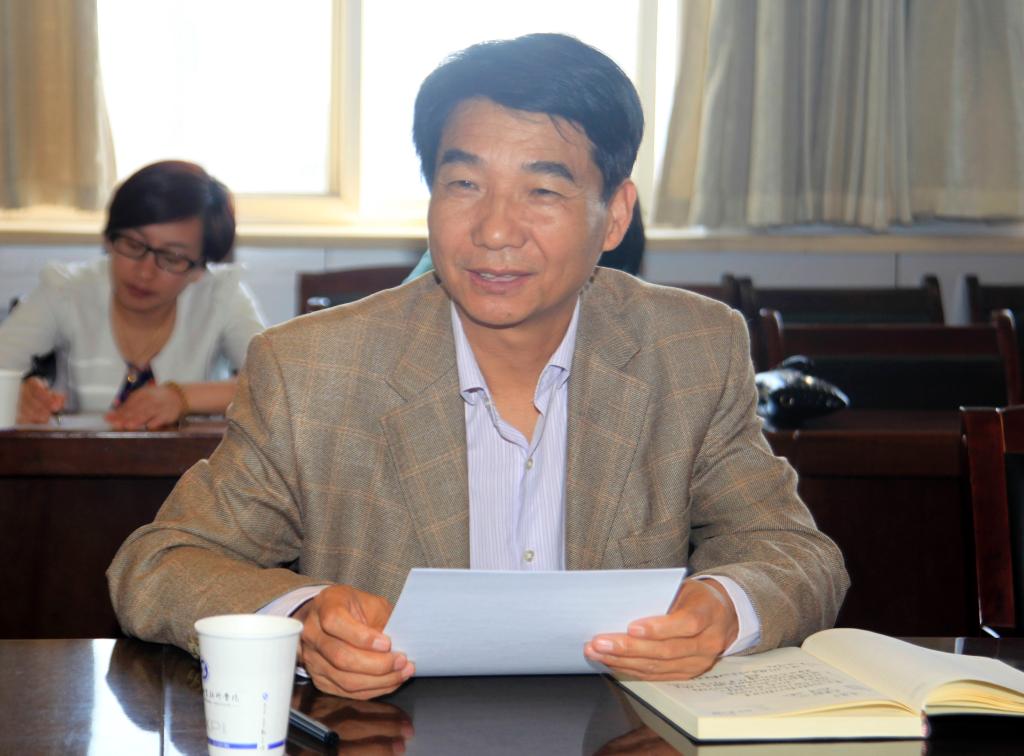 党委书记崔岩出席会议并讲话