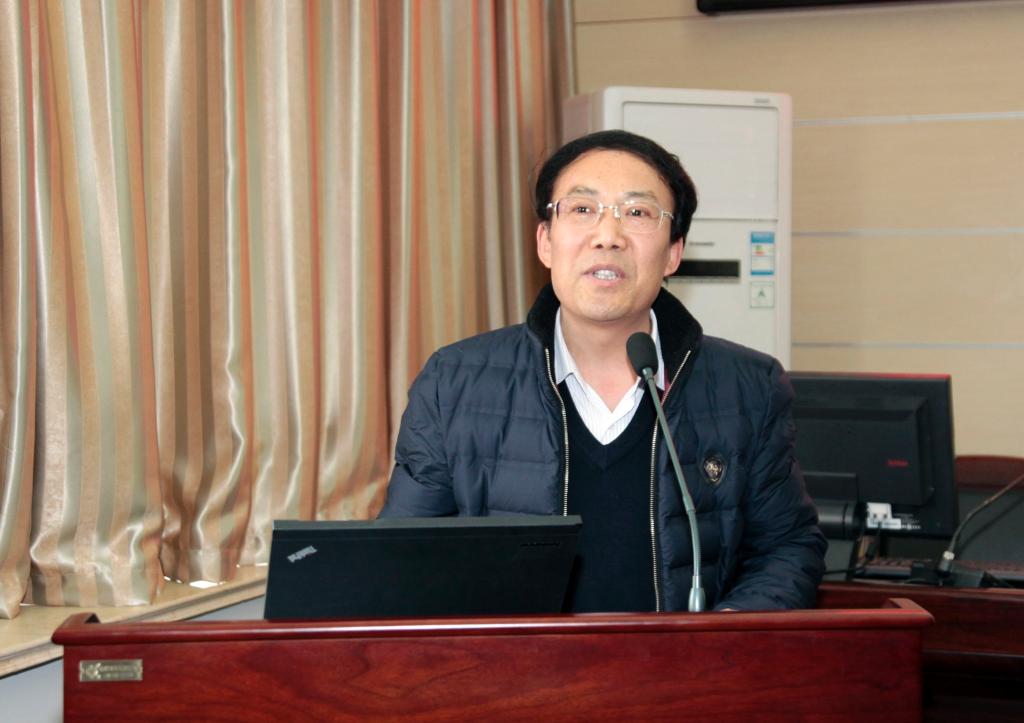 党委副书记王天哲发表讲话