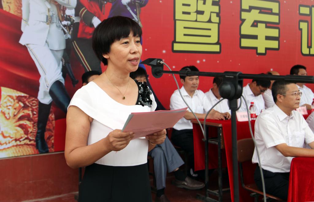 院长张晓云发表讲话