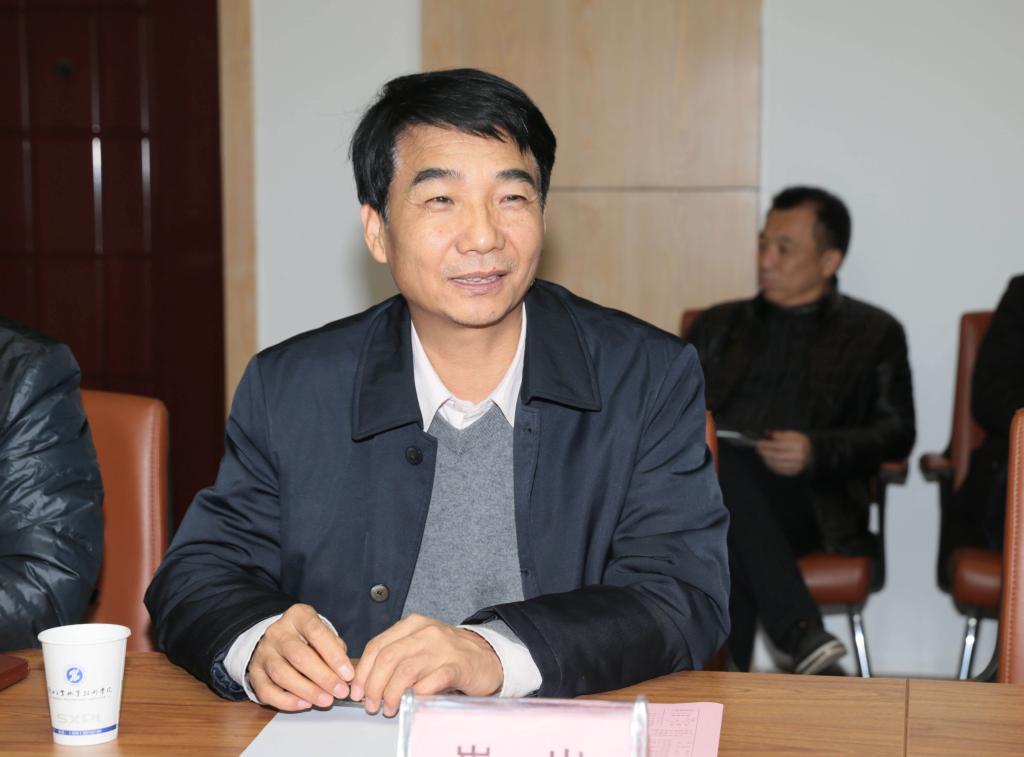 党委书记崔岩致欢迎辞并作学院简单介绍