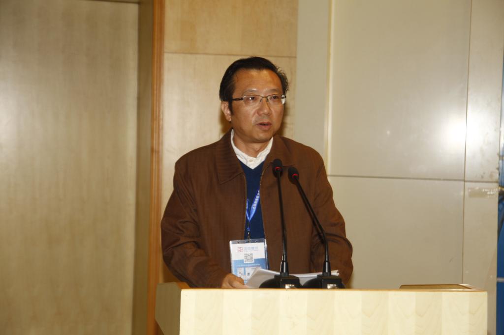 全国电力职业教育教学指导委员会张志锋主任发表讲话