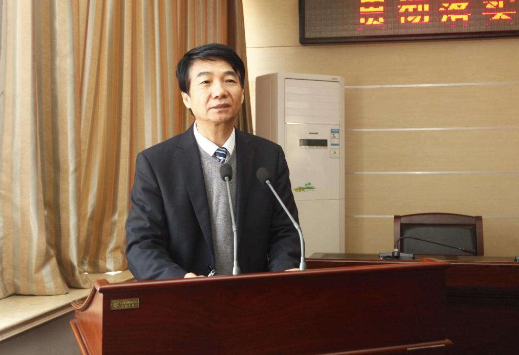 党委书记崔岩对学院2018工作进行统筹规划