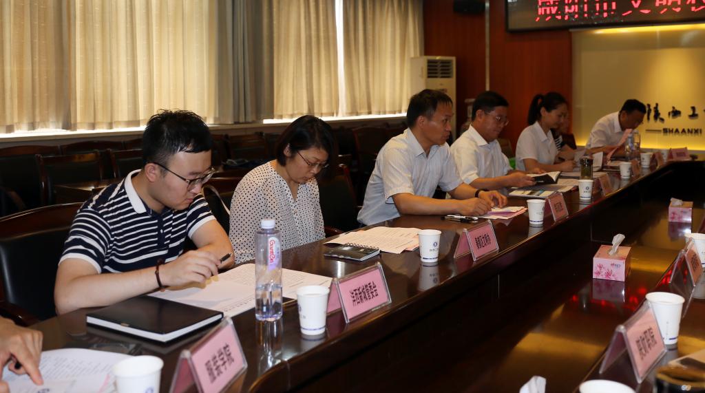 市委宣传部副部长、市文明办主任徐国建,市文明办副主任郑冠胜出席会议