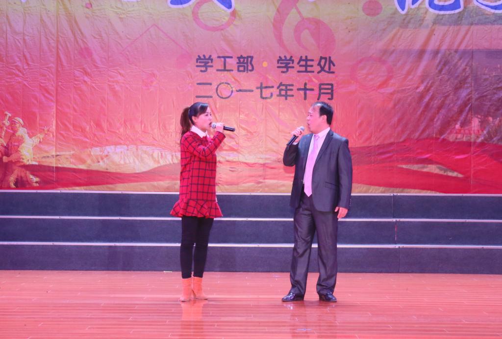 咸阳市著名男高音歌唱家和乐游棋牌党炎老师倾情献唱