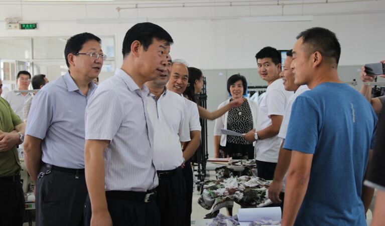 高涛董事长一行看望正在乐游棋牌接受培训的益秦集团培训班学员