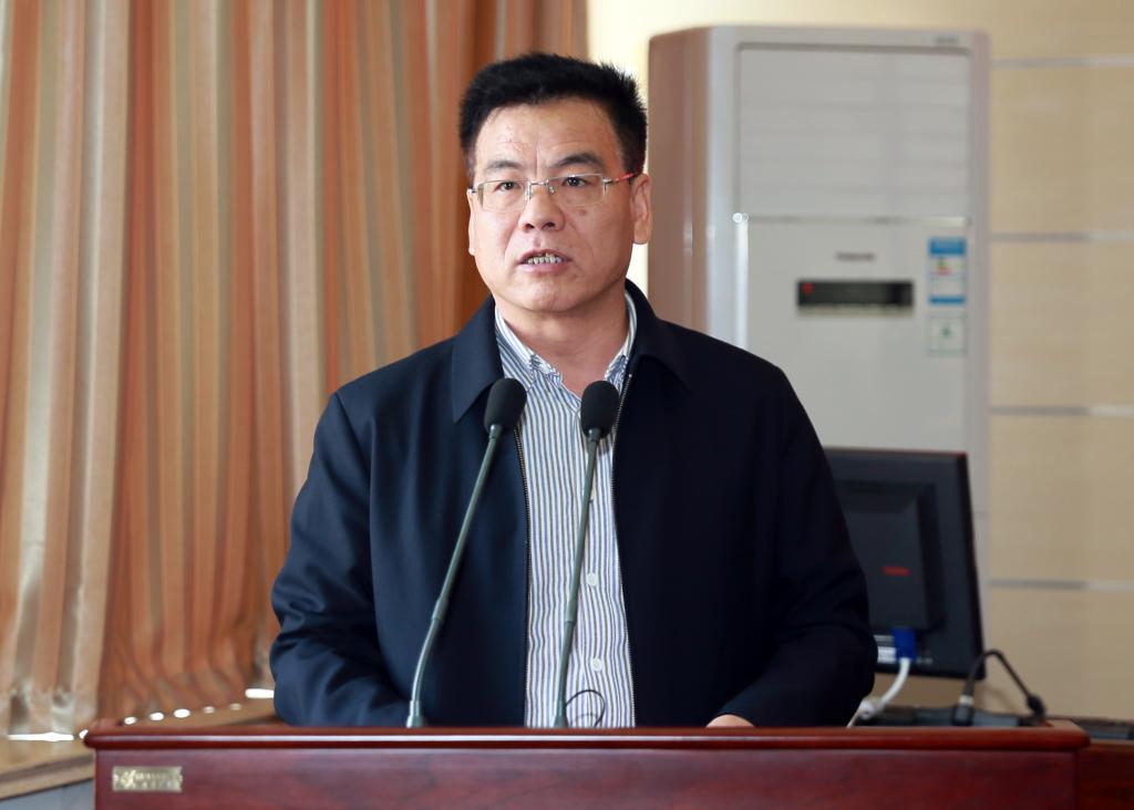 乐游棋牌党委副书记、副院长刘永亮致辞
