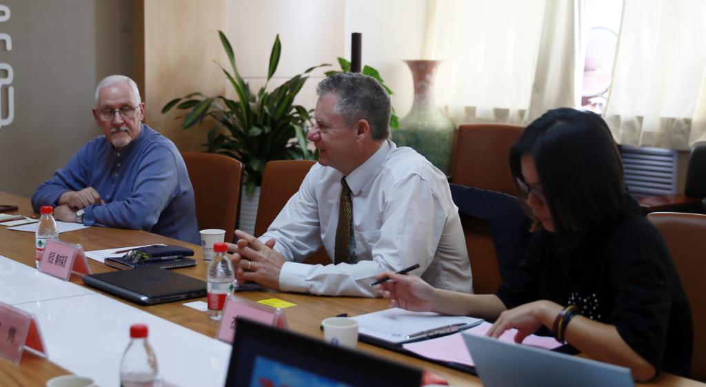 怀卡托理工学院中新项目部主任托尼?奥布莱恩、项目主管杰西?刘一行