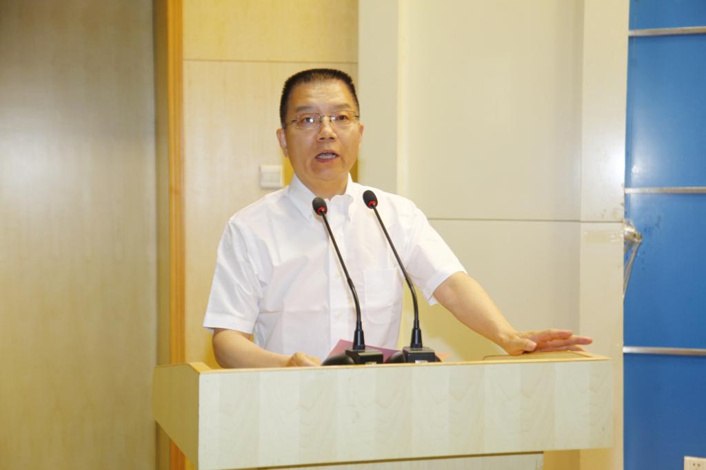 乐游棋牌党委书记惠朝阳致欢迎辞