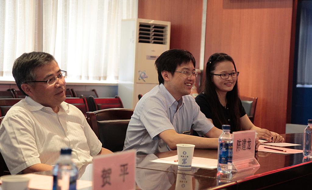 欧姆龙公司陈建龙副总经理一行来乐游棋牌交流工作