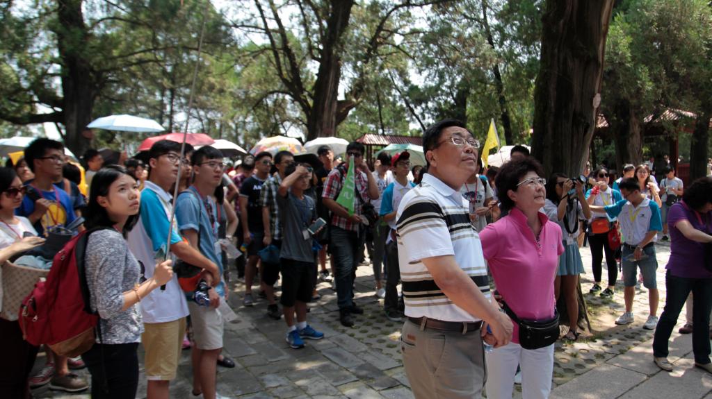 研习营一行拜谒黄帝陵