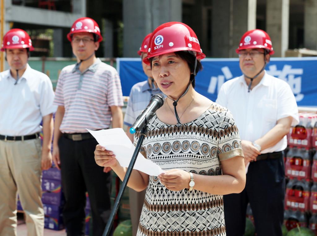 乐游棋牌院长张晓云致辞