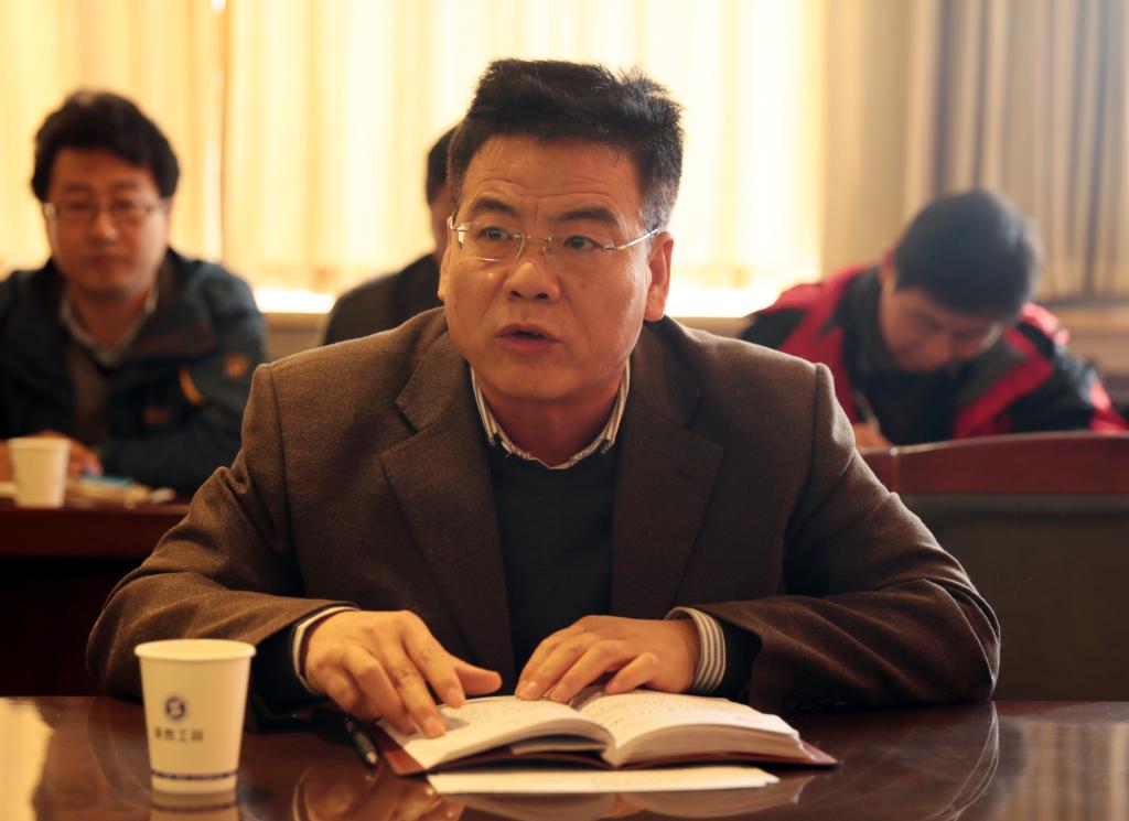 党委副书记、副院长刘永亮发言