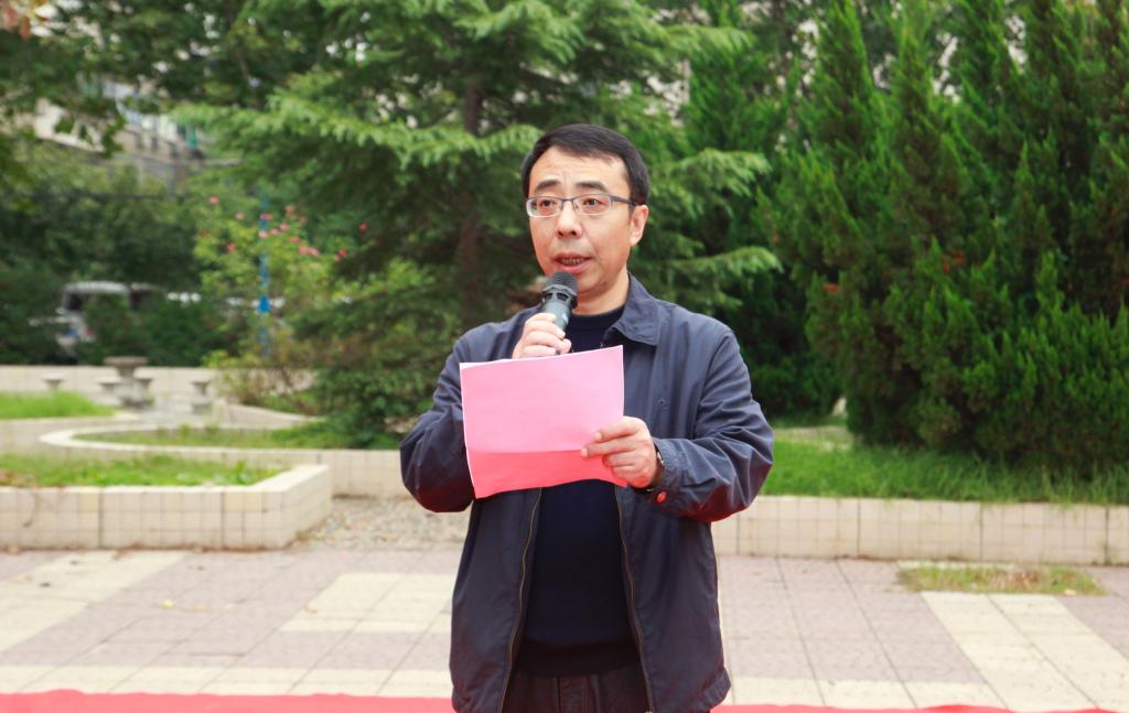 纪委书记康强代表学院党政致辞