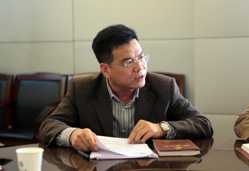 党委副书记、副院长刘永亮发言