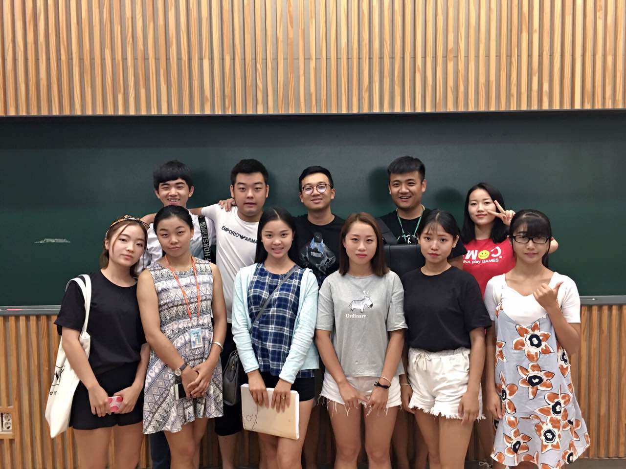 乐游棋牌学子访学韩国东亚大学