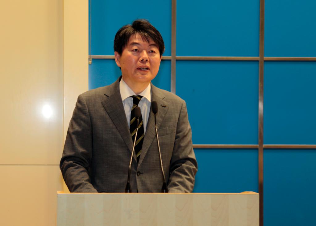 欧姆龙(广州)汽车电子有限公司总经理福田一喜代表企业致辞