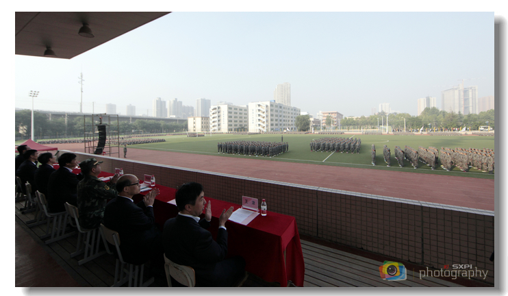 行进间转法表演