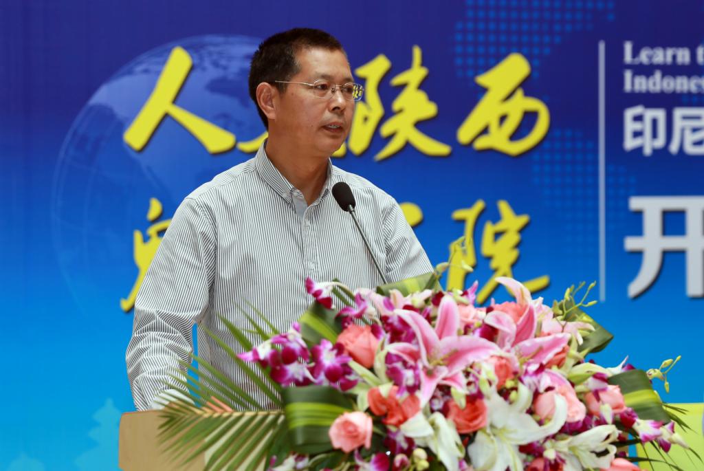 省教育厅副厅长赵昶葆发表讲话